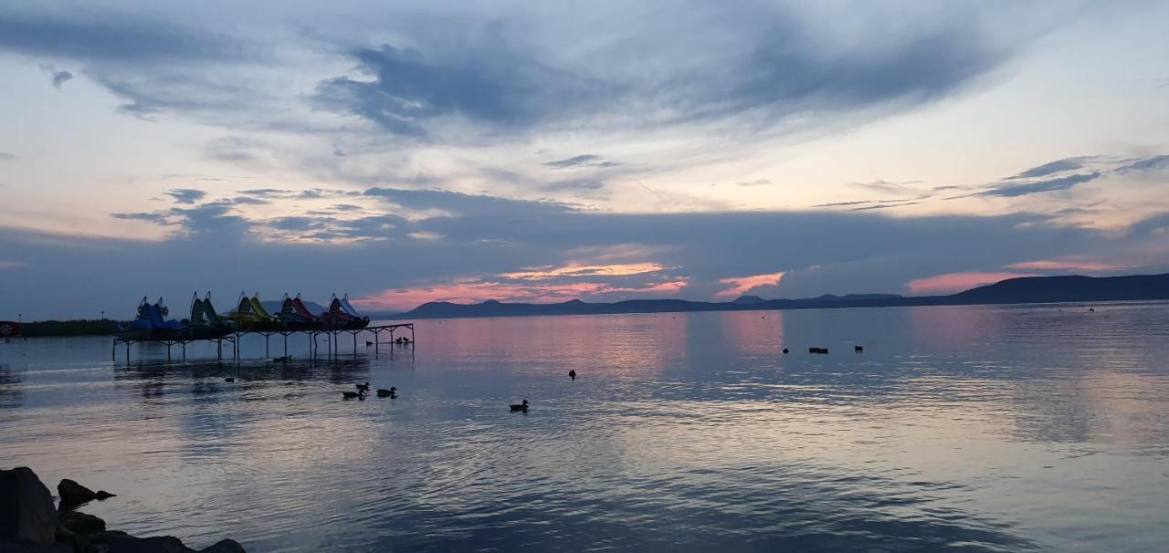 Napfeny Resort Exclusive Balatonlelle Exterior foto